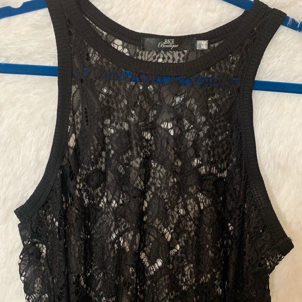 BKE Boutique High Low Black Lace Sheer Front  Lightweight Over Top Size M